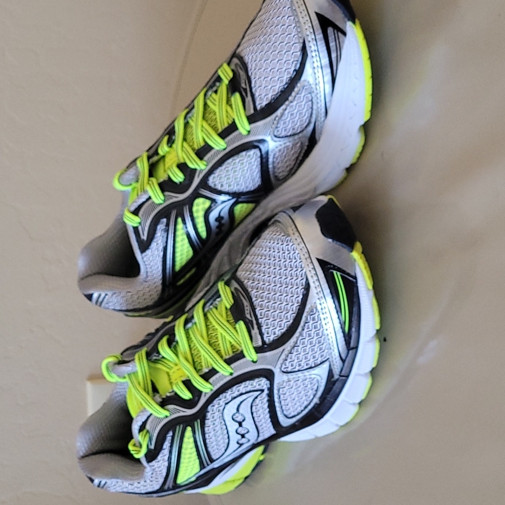 Saucony Guide 7 Running Shoes